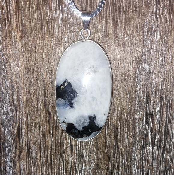 Large Moonstone Necklace - Picture 8 of 8